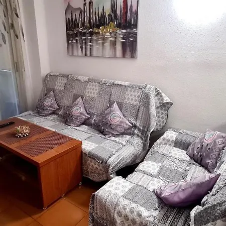 Marathon Center Near Port Aventura Apartment *